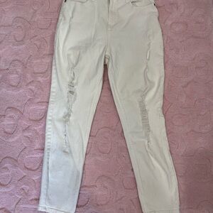 Hot Topic Mom Jean Stylish White Distressed Women Jeans Size 11